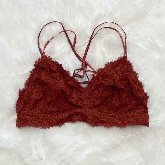Aerie Bralette - Picture 1 of 4
